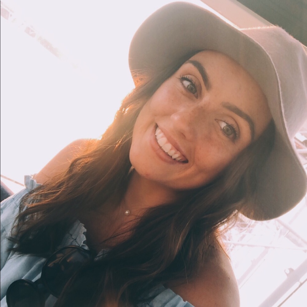 Meet your Posher, Torie